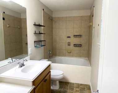 16010 Limestone Lake Drive - Photo Thumbnail 24