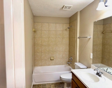 16010 Limestone Lake Drive - Photo Thumbnail 39