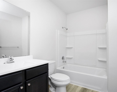 474 Amberwood Park Drive - Photo Thumbnail 13