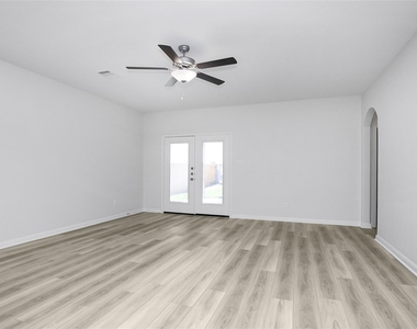 474 Amberwood Park Drive - Photo Thumbnail 12