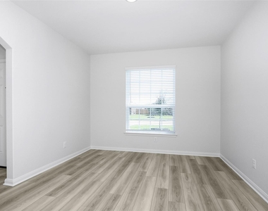 474 Amberwood Park Drive - Photo Thumbnail 7
