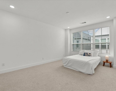 2906 Stevens Street - Photo Thumbnail 14