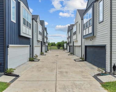 2906 Stevens Street - Photo Thumbnail 23