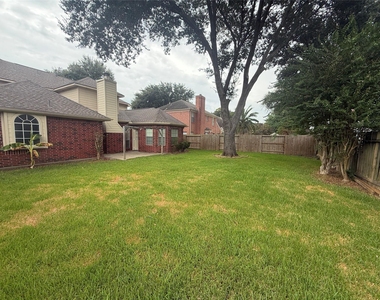 4163 Surreydon Drive - Photo Thumbnail 17