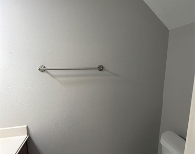 4163 Surreydon Drive - Photo Thumbnail 37