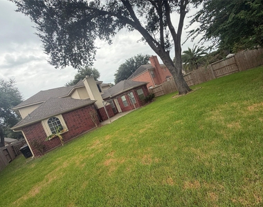 4163 Surreydon Drive - Photo Thumbnail 15