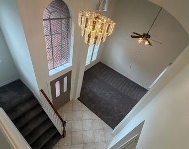 4163 Surreydon Drive - Photo Thumbnail 10