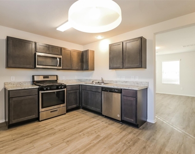 2536 N Lina Court - Photo Thumbnail 3