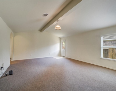 22719 Tabberts Way - Photo Thumbnail 7