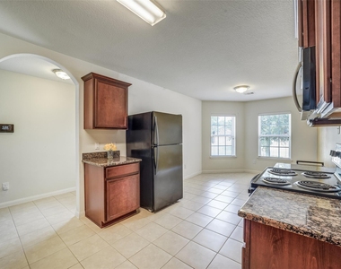 22719 Tabberts Way - Photo Thumbnail 2