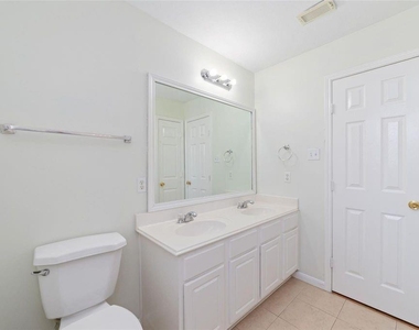8122 Dune Brooke Dr - Photo Thumbnail 8
