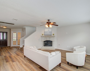 21106 Machall Manor Court - Photo Thumbnail 9
