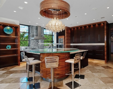 1 Waterway Court - Photo Thumbnail 2