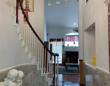 1951 Lake Winds Drive - Photo Thumbnail 16