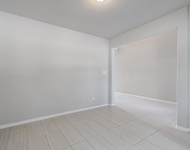 11730 Twin Creeks Hill Drive - Photo Thumbnail 15