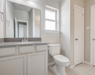 11730 Twin Creeks Hill Drive - Photo Thumbnail 32