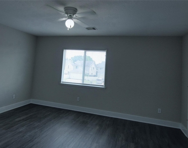 6335 Torrance Elms Court - Photo Thumbnail 6