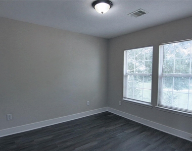 6335 Torrance Elms Court - Photo Thumbnail 13