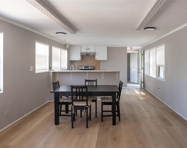 21288 North Street - Photo Thumbnail 1