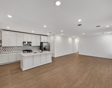 5822 Majestic Sky Drive - Photo Thumbnail 19