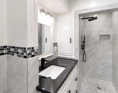 5735 Wigton Drive - Photo Thumbnail 10