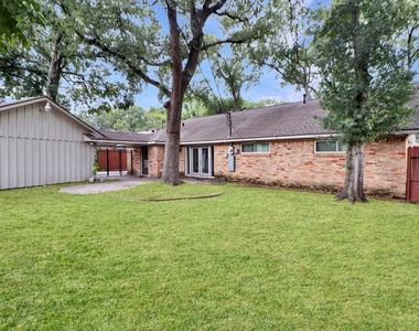 5735 Wigton Drive - Photo Thumbnail 19