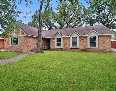 5735 Wigton Drive - Photo Thumbnail 18