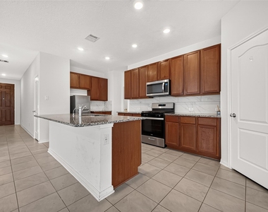 2118 Katalonia Lane - Photo Thumbnail 10