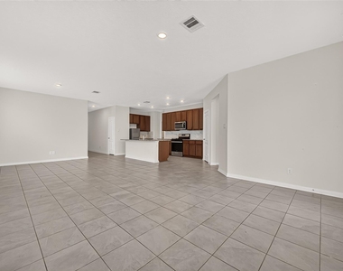 2118 Katalonia Lane - Photo Thumbnail 7