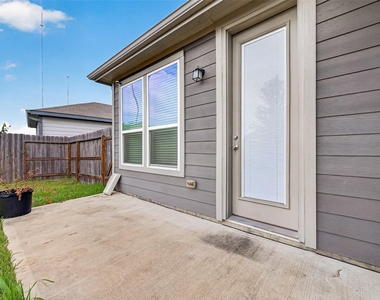 2118 Katalonia Lane - Photo Thumbnail 33