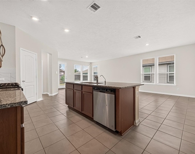 2118 Katalonia Lane - Photo Thumbnail 8