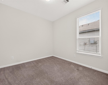 2118 Katalonia Lane - Photo Thumbnail 25