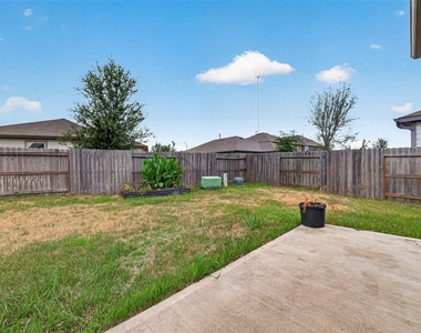2118 Katalonia Lane - Photo Thumbnail 34