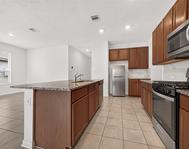 2118 Katalonia Lane - Photo Thumbnail 9
