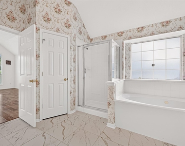 12338 Ashford Hollow Drive - Photo Thumbnail 31