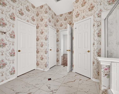 12338 Ashford Hollow Drive - Photo Thumbnail 30