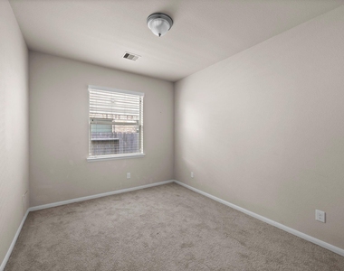 23831 Villa Lisa Drive - Photo Thumbnail 15