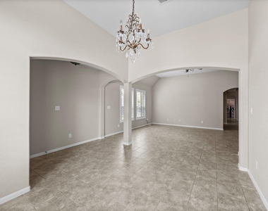 23831 Villa Lisa Drive - Photo Thumbnail 5