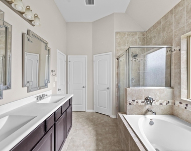 23831 Villa Lisa Drive - Photo Thumbnail 21
