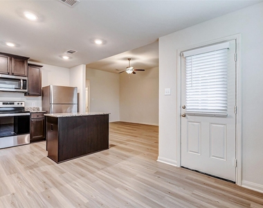 309 Killam County Drive - Photo Thumbnail 9
