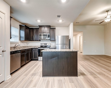 309 Killam County Drive - Photo Thumbnail 7