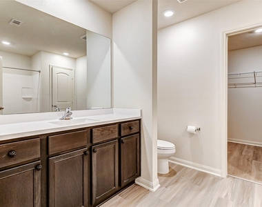309 Killam County Drive - Photo Thumbnail 12