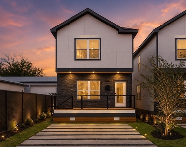 913 Panama Boulevard - Photo Thumbnail 1
