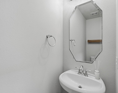 267 Bloomhill Place - Photo Thumbnail 5