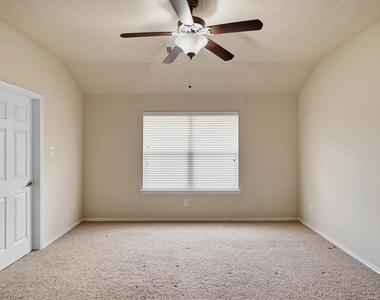 267 Bloomhill Place - Photo Thumbnail 10