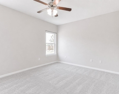 902 Virginia Avenue - Photo Thumbnail 15