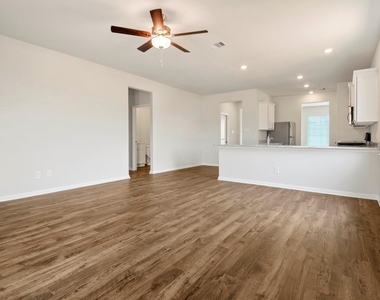 701 Jasmine Ridge Lane - Photo Thumbnail 8