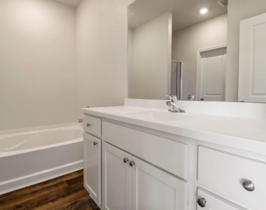 701 Jasmine Ridge Lane - Photo Thumbnail 15