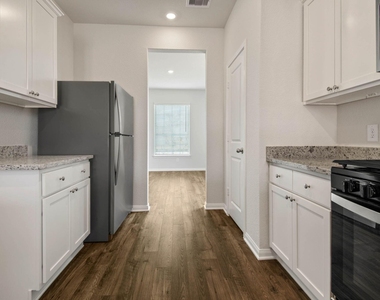 701 Jasmine Ridge Lane - Photo Thumbnail 4