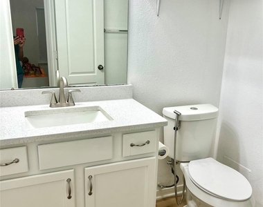 7106 Marble Springs Drive - Photo Thumbnail 19